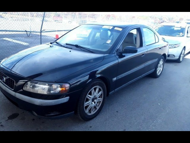 BUY VOLVO S60 2004 2.4L AUTO W/SUNROOF, Abingdon Auto Auction, Inc.