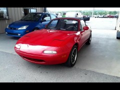 BUY MAZDA MX5 MIATA 1996 2DR CONVERTIBLE MANUAL, Abingdon Auto Auction, Inc.