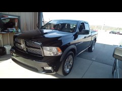 BUY RAM 1500 2011 4WD QUAD CAB 140.5