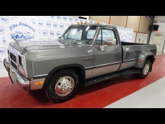 BUY DODGE D350 & W350 TRUCKS 1991 D350 SWEPTLINE 131