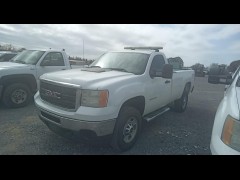 2013 GMC SIERRA 2500HD 4WD REG CAB 133.7