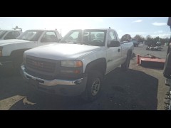 2005 GMC 2500 TRUCK - PICKUP 3/4 TON 4WD 