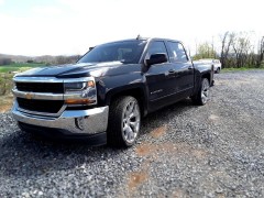 BUY CHEVROLET SILVERADO 1500 2018 2WD CREW CAB 143.5