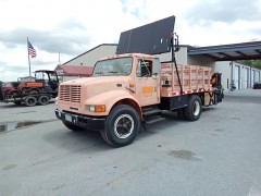 BUY INTL. 4700 1996 TRUCK - CRASH CUSHION - NCHRP3, Abingdon Auto Auction, Inc.