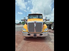 BUY KENWORTH T680 2021 ROAD TRACTOR, Abingdon Auto Auction, Inc.