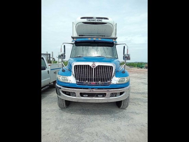 BUY INTERNATIONAL 4400 SBA 4X2 2012 DURASTAR, Abingdon Auto Auction, Inc.