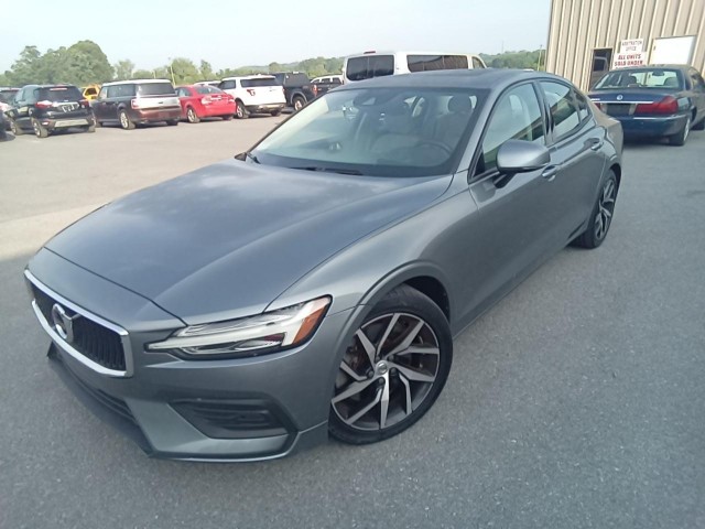 BUY VOLVO S60 2019 T6 AWD MOMENTUM, Abingdon Auto Auction, Inc.