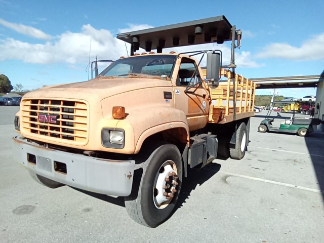 BUY GMC 7500 2002 TRUCK - CRASH CUSHION - NCHRP3, Abingdon Auto Auction, Inc.