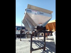 2011 HENDERSON FSHVA10HYD SPREADER - ABRASIVE - HYDRAULI 