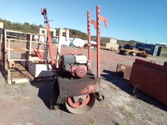 2000 ESSICK V303EH TAILGATE ROLLER 