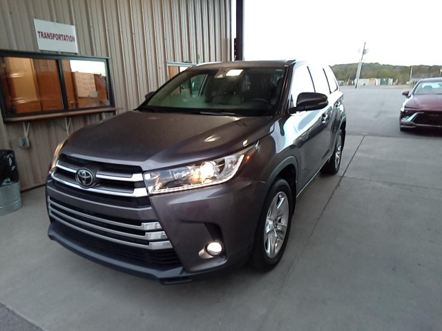BUY TOYOTA HIGHLANDER 2019 LIMITED V6 AWD, Abingdon Auto Auction, Inc.
