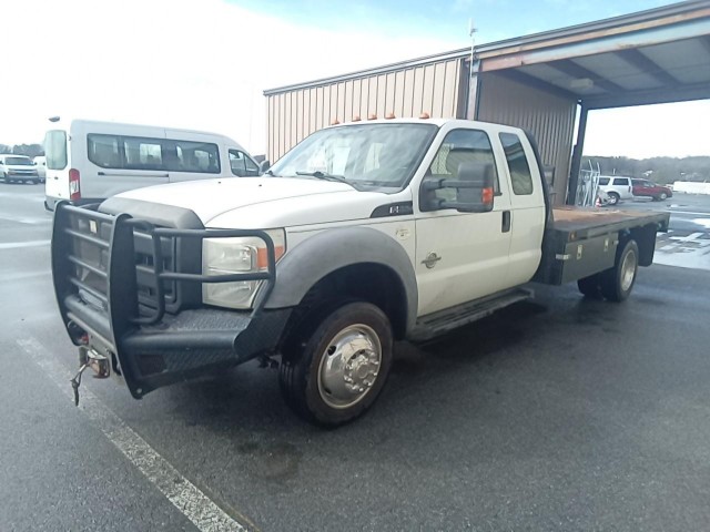 BUY FORD SUPER DUTY F-550 DRW 2011 4WD SUPERCAB 186