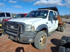 BUY FORD SUPER DUTY F-550 DRW 2006 SUPER CAB 162
