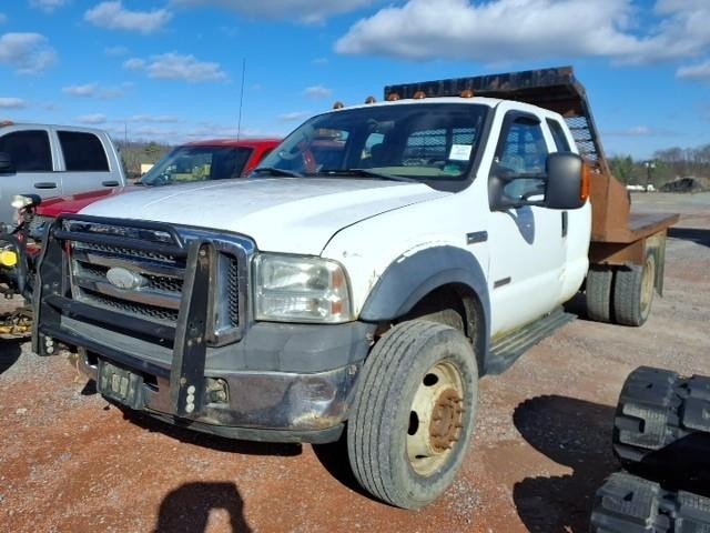 BUY FORD SUPER DUTY F-550 DRW 2006 SUPER CAB 162