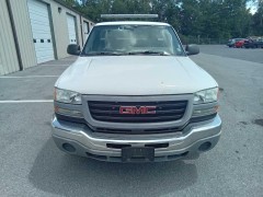 BUY GMC SIERRA 2500HD 2005 2005 GMC PICKUP TRUCK, Abingdon Auto Auction, Inc.