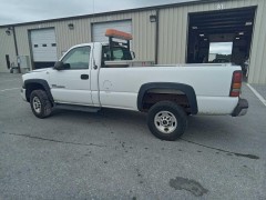 BUY GMC SIERRA 2500HD 2005 2005 GMC PICKUP TRUCK, Abingdon Auto Auction, Inc.