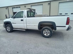 BUY GMC SIERRA 2500HD 2005 2005 GMC PICKUP TRUCK, Abingdon Auto Auction, Inc.